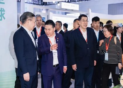 遠(yuǎn)東“電能+算力+AI”全場景解決方案驚艷亮相第十七屆...